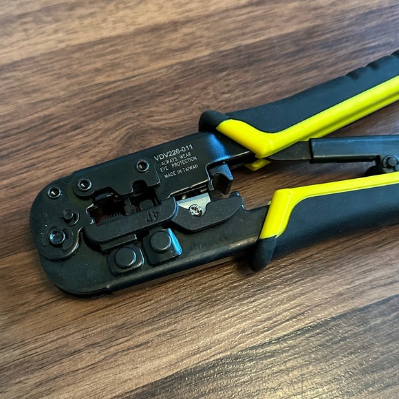 Klein Tools Ratcheting Modular Crimper/Stripper, VDV226-011 - Picture 2 of 7